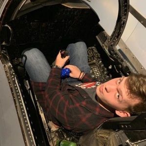 Meet your Posher, Carter